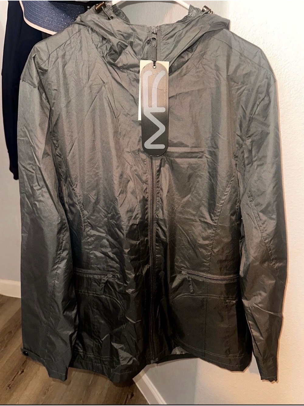Men's Lightweight Hooded Windbreaker Jacket - Gray